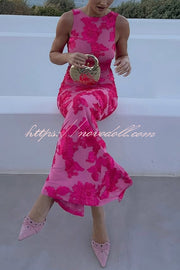 Floral Embroidered Sleeveless Round Neck Fitted Maxi Dress