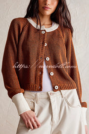 Stylish Contrasting Crew Neck Buttoned Knitted Cardigan