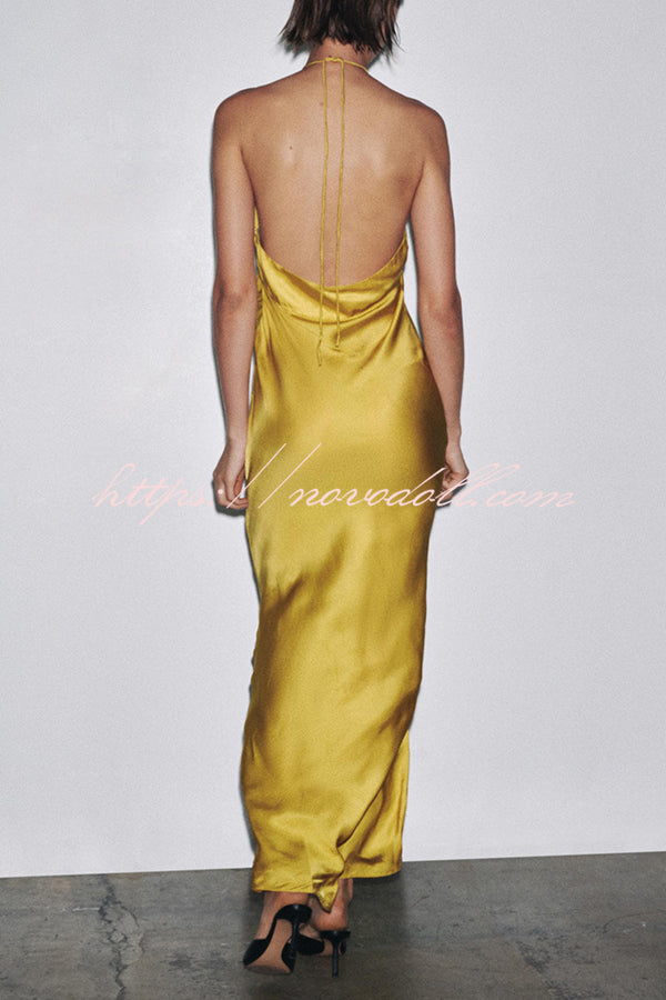 Fashionable Beaded Large Flower Decoration Halter Neck Backless Maxi Dress