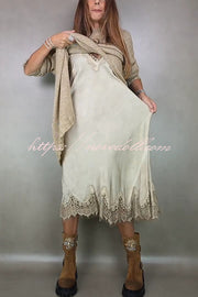 Fashionable V-neck Suspender Lace Splicing Casual Midi Dress