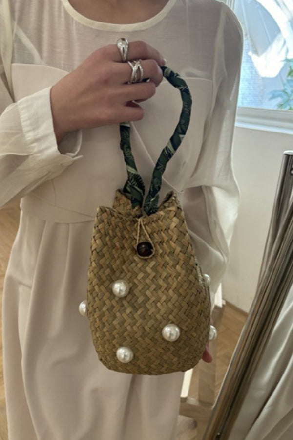 Fashionable Straw Pearl Embellished Bucket Bag