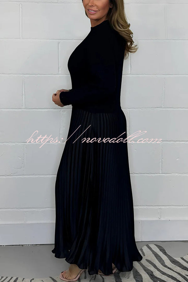 Stylish Knitted Round Neck Long Sleeve Patchwork Pleated Hem Maxi Dress