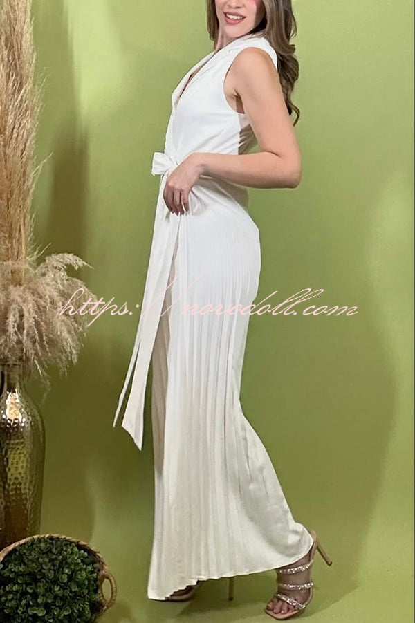 Solid Color Lapel Sleeveless Waist Tie Pleated Wide-leg Jumpsuit