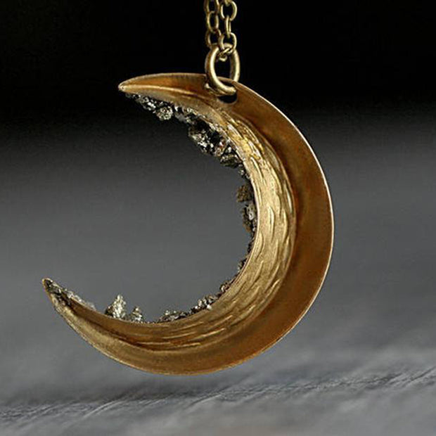 Vintage Moon-shaped Diamond Necklace