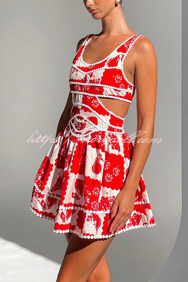 Holiday Colors Ric Rac Trims Unique Print Cutout Round Neck Mini Dress