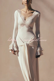 Fashion Lace Splicing Sexy V-neck Long-sleeved Slim Maxi Dress