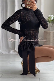 Anna Satin Bow Appliqué Mid Rise Lace Hem Mini Skirt