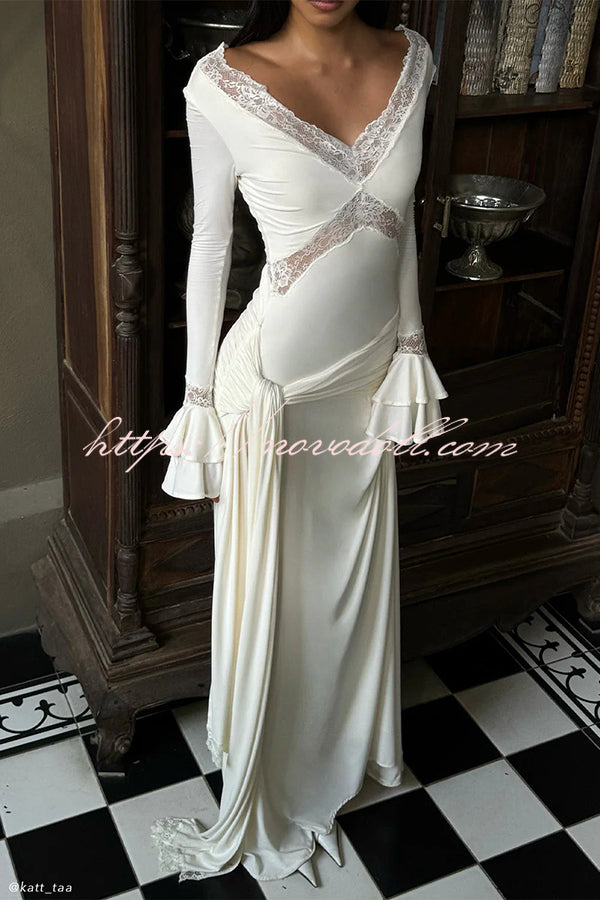 Fashion Lace Splicing Sexy V-neck Long-sleeved Slim Maxi Dress