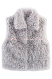 Stylish Collared Sleeveless Short Faux Fur Vest