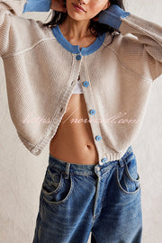 Stylish Contrasting Crew Neck Buttoned Knitted Cardigan