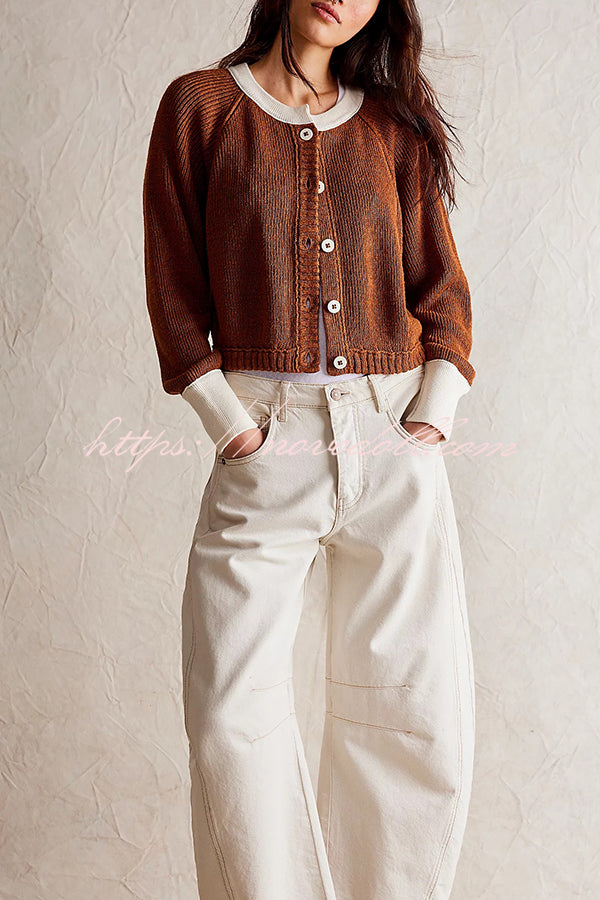 Stylish Contrasting Crew Neck Buttoned Knitted Cardigan