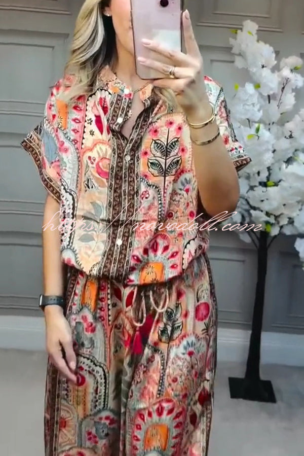 Unique Printed Loose Short-sleeved Top and Elastic Waist Casual Wide-leg Pants Set