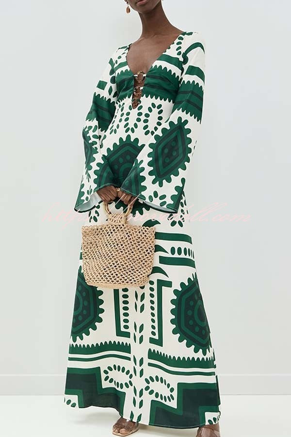 Holiday Fashion Unique Print Front Center Hollow Ring Long Sleeve Maxi Dress