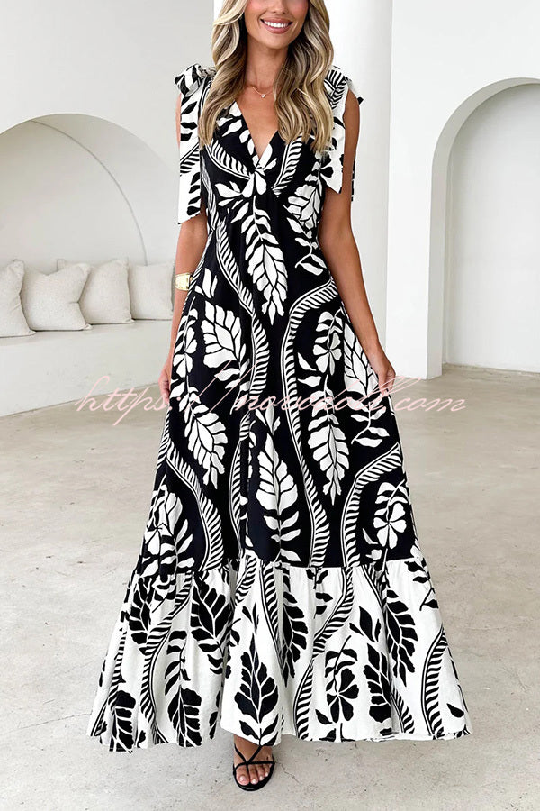 Unique Printed V-neck Sleeveless Lace-up Waist Maxi Dress