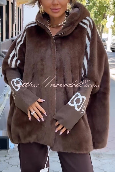 Fashion Sports Stripe Print and Ribbed Embroidered Long Sleeve Zipper Pocket Hooded Plush Coat
