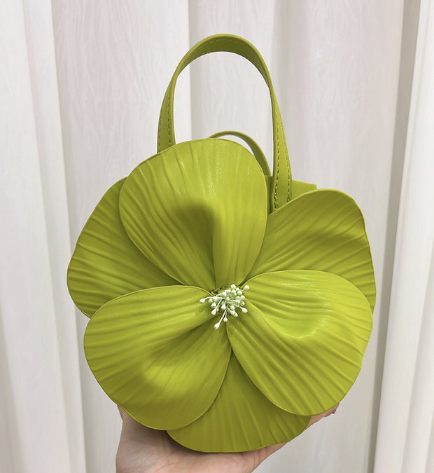 Fashionable 3D Petal Flower Solid Color Collar Handbag (including Lining)