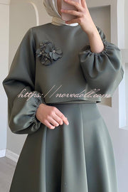 Solid Color Flower-embellished Lantern Sleeve Loose Top and Casual Maxi Skirt Set