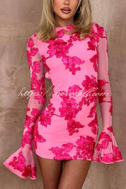 Floral Embroidery Round Neck Long Sleeve Sexy Slim Fit Mini Dress